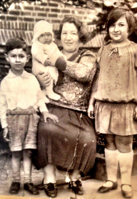 sendak-family